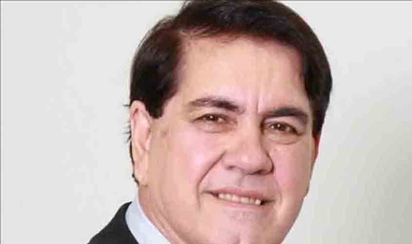 PROFESSORES AMEAÇAM GREVE MENOS DE 90 DIAS DA POSSE DE LÉO MORAES. PREFEITURA CULPA GOVERNO ANTERIOR     