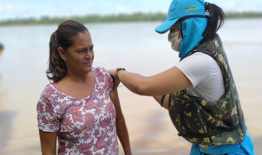 População de distritos e comunidades ribeirinhas recebem vacinação
