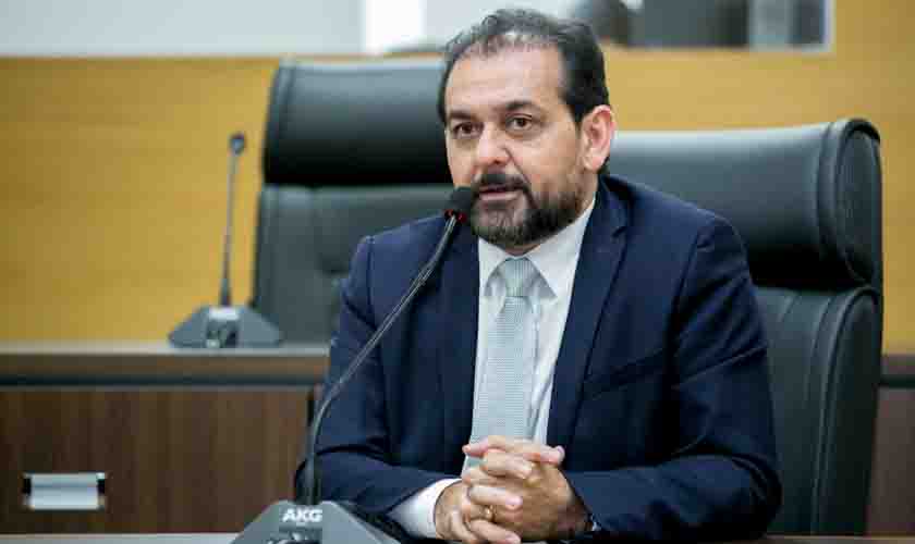 Assembleia promulga Lei nº 5.335 de autoria do deputado Laerte Gomes e que assegura direitos a pacientes diagnosticados com câncer