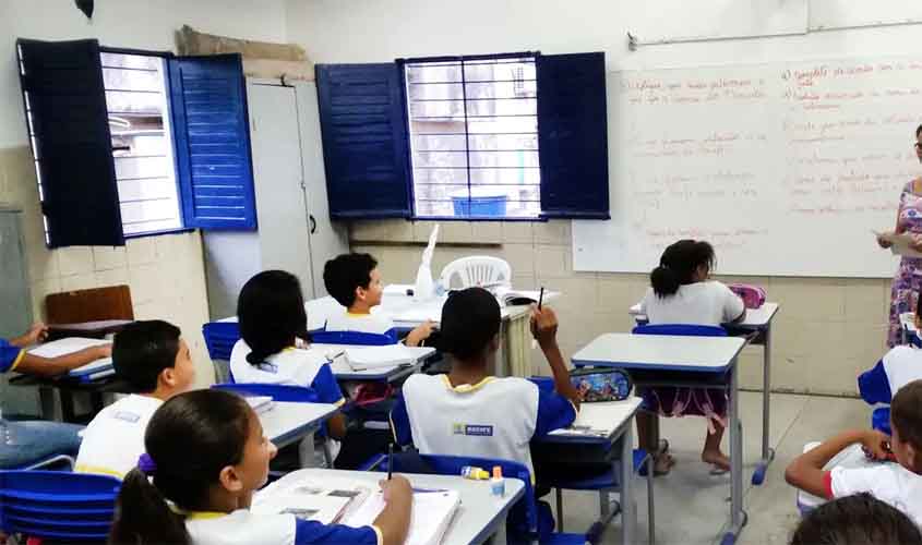Aprendizagem na educação básica ainda não retomou níveis pré-pandemia