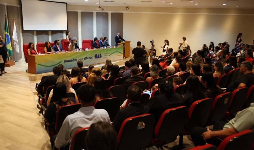 Corregedor do MPRO recebe homenagem da OAB Rondônia