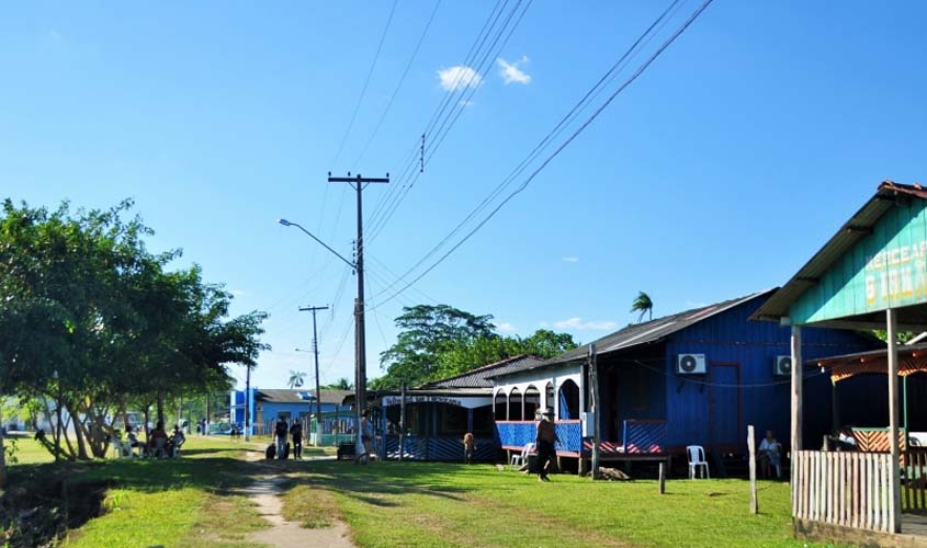 Aleks Palitot cobra melhorias para saúde nos distritos do Baixo Madeira