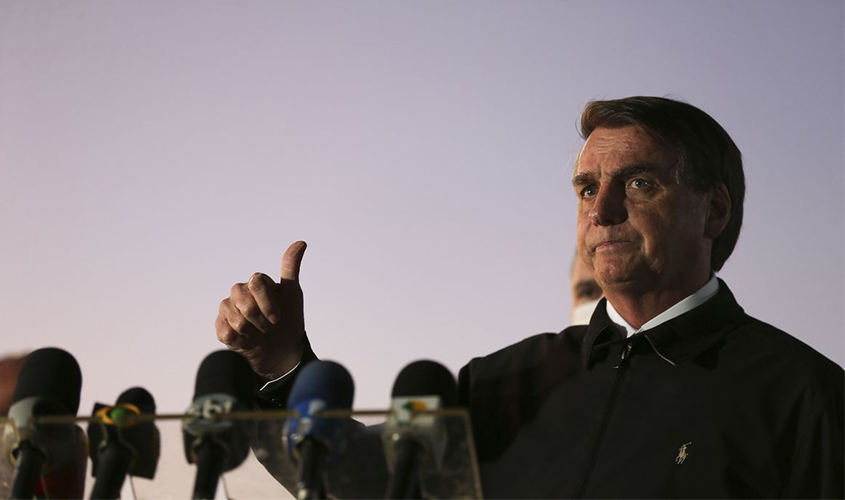 Ação contra fake news é para censurar mídias sociais, diz Bolsonaro