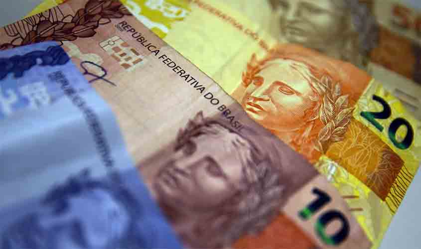 Trabalhadores começam a receber hoje benefício emergencial