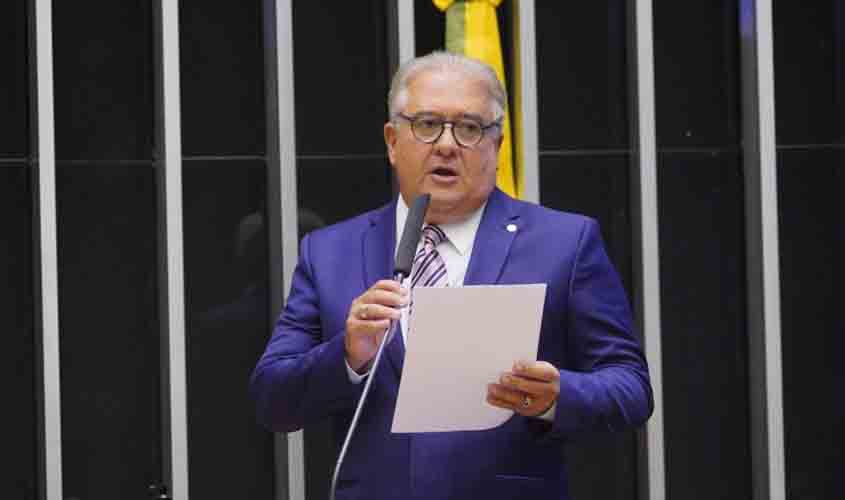 Comissão aprova normas para bloqueio de motorista e de usuário de aplicativo