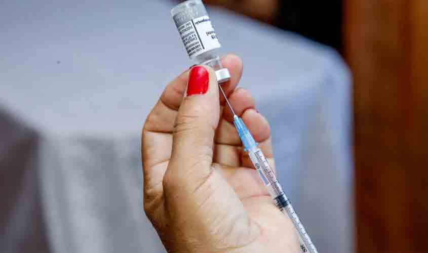 Agevisa e Sociedade de Portos e Hidrovias se reúnem para alinhar vacinação para portuários