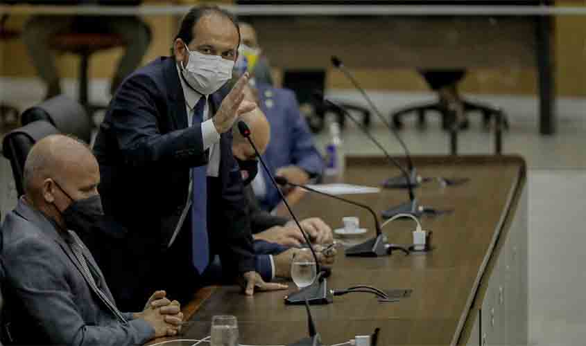 Deputado Laerte Gomes requer da Caerd construção de rede de abastecimento de água potável no distrito de Forte Príncipe da Beira em Costa Marques