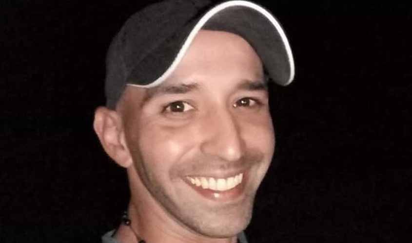 Nota de pesar - Falecimento do professor Cleriston Roberto