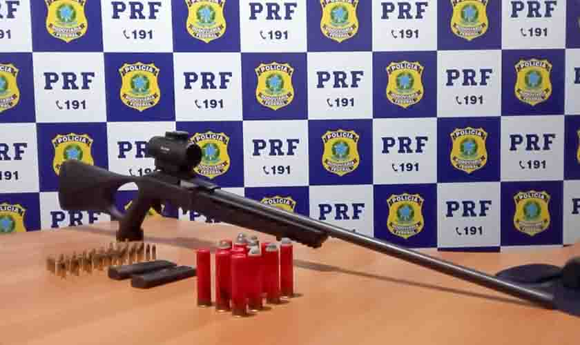 Em Ariquemes/RO, PRF apreende rifle e munições