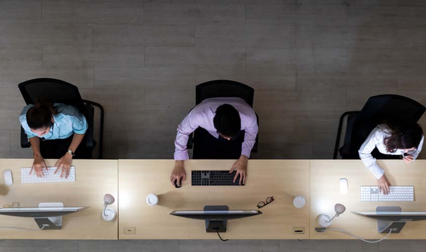 Empresa de call center é condenada por atos obscenos