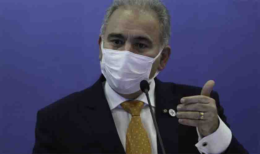 Ministro da Saúde: exigir passaporte sanitário é medida descabida