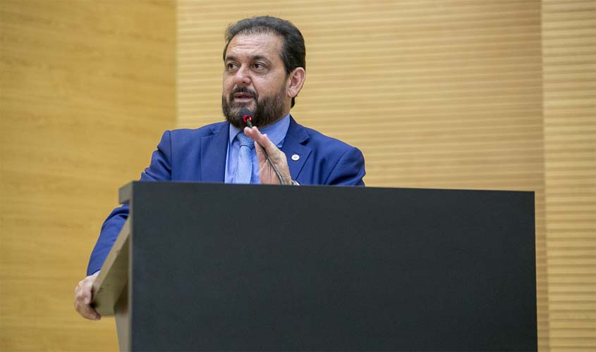 Lei de autoria de Laerte Gomes facilita venda de carro de portadores necessidades especiais