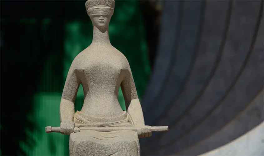 Moraes pede à PGR parecer sobre suspensão de denúncia contra blogueiro