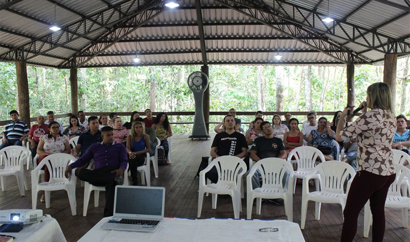 Sintero promove curso de capacitação jurídica, motivacional e bom relacionamento para os funcionários