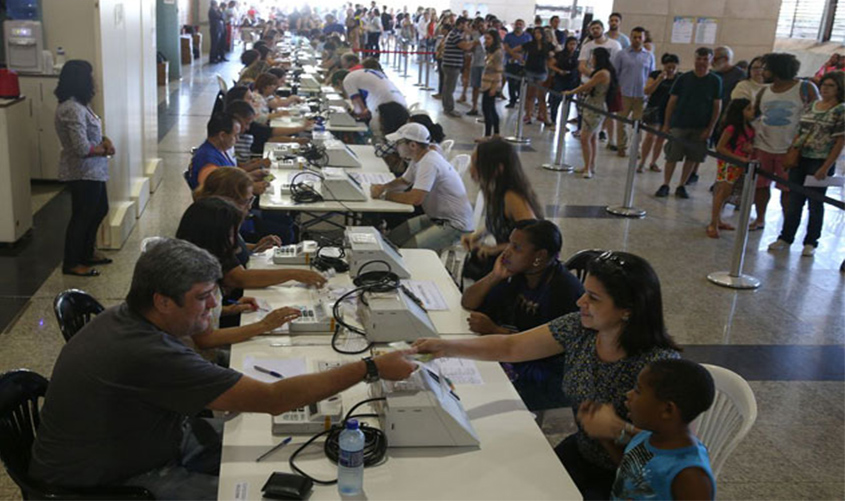 Bolsonaro sanciona com vetos a lei que muda regras eleitorais