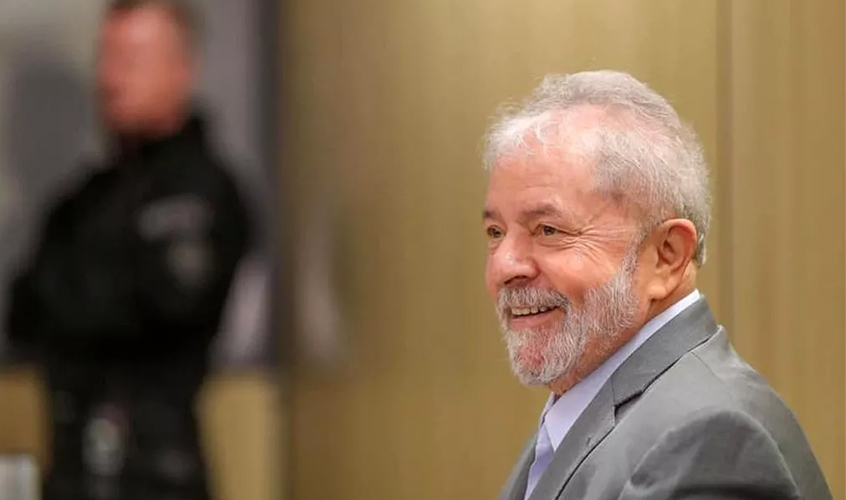 Curitiba quer tirar Lula da cadeia antes que o STF o faça