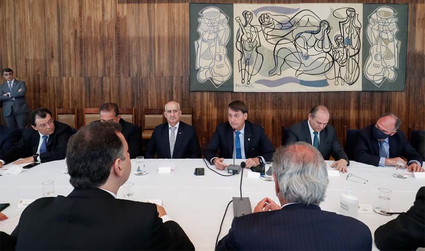 Governo anuncia criação do programa Renda Cidadã