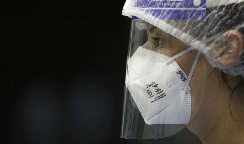 Covid-19: Brasil tem 142 mil óbitos e 4,74 milhões de casos acumulados