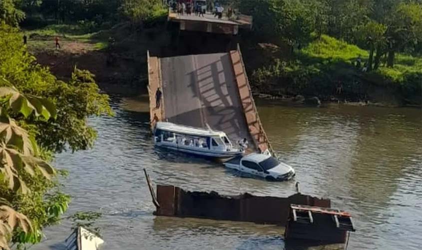 Três pessoas morrem após desabamento de ponte na BR-319, no Amazonas