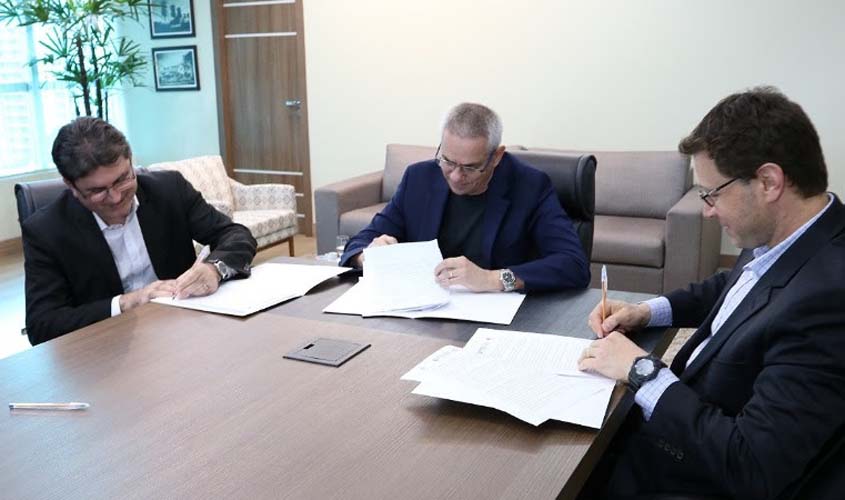 MPRO, MPC e TCE assinam Acordo de Cooperação Técnica relativo às alterações da Lei de Improbidade Administrativa