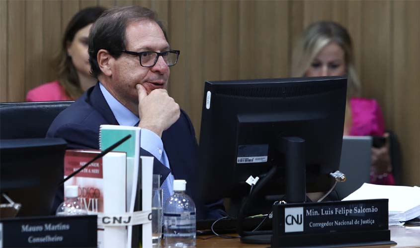 Corregedoria Nacional analisará postura de juiz em sessão em que advogada foi agredida por promotor no Amazonas