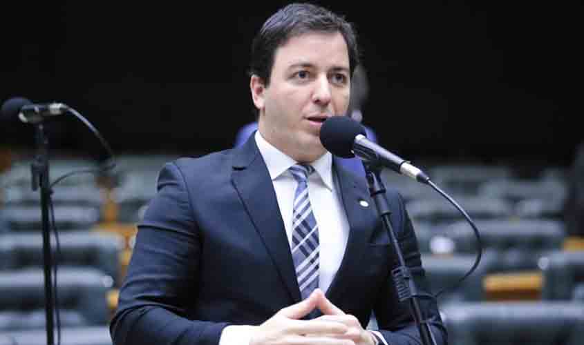 Projeto aumenta pena para quem causa morte de animal por envenenamento