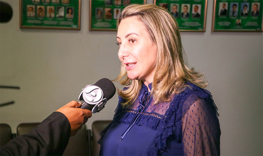 Jaqueline Cassol diz que portabilidade é o caminho para baixar a conta de luz em Rondônia