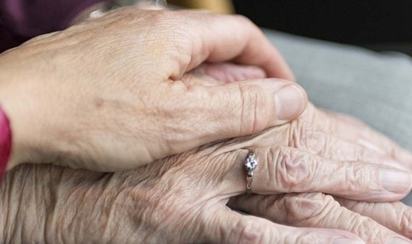 Furto a residência de idoso não é agravado se ele estava ausente, decide Quinta Turma