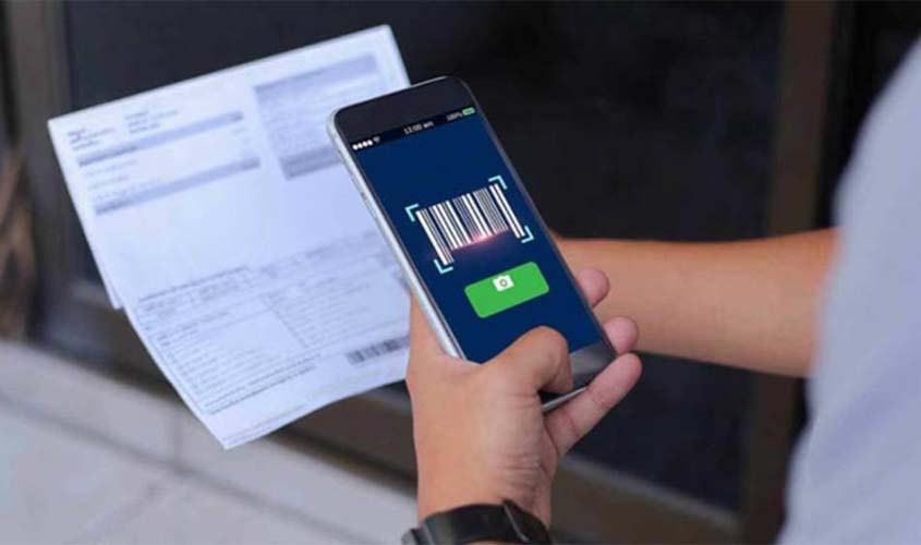 Mulher vai quitar financiamento de moto, cai em golpe do boleto e perde mais de R$ 6 mil