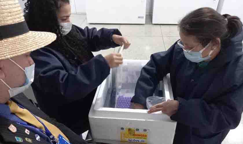Rondônia recebe lote com 5.850 doses de Pfizer para vacinar adolescentes a partir de 12 anos