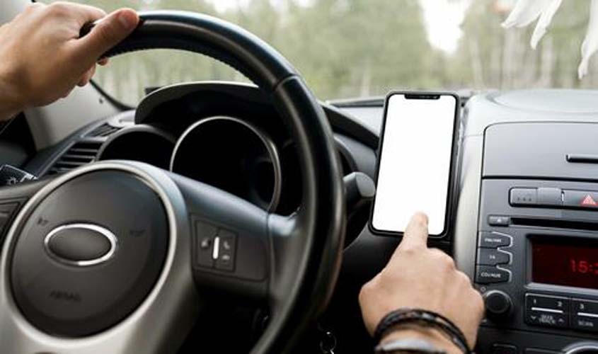 Ministério da Justiça notifica empresas de transporte por aplicativos após denúncia de golpe do cheiro