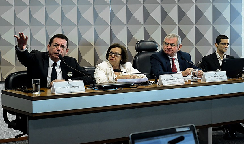 Fake news quebram confiança nas instituições, diz pesquisador da FGV à CPI