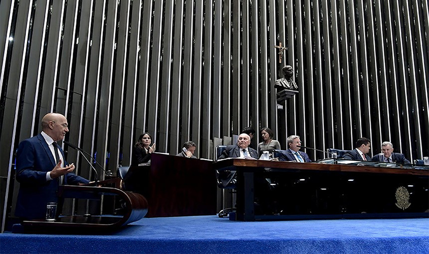 Programa Médicos pelo Brasil é aprovado e pode reincorporar profissionais cubanos