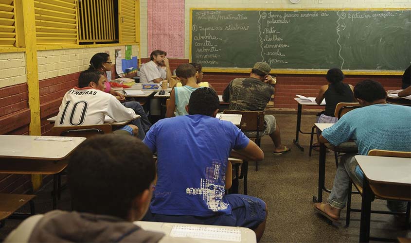 Estudantes querem psicólogo na escola