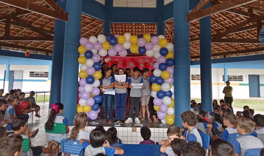 Alunos da Moisés Umbelino ganham prêmio nacional