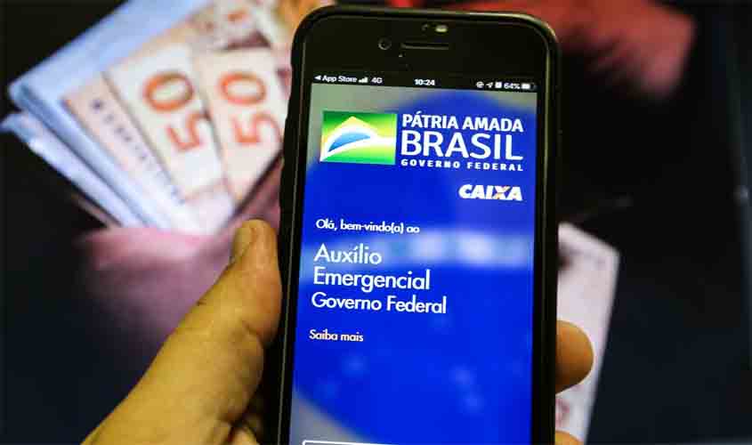 Caixa paga auxílio emergencial a 3,2 milhões nascidos em novembro