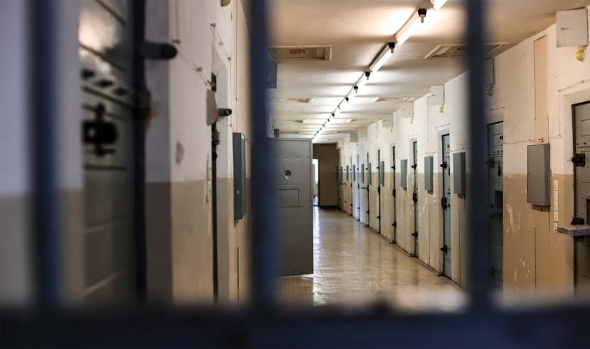 42% dos brasileiros preferem inocente preso, diz pesquisa