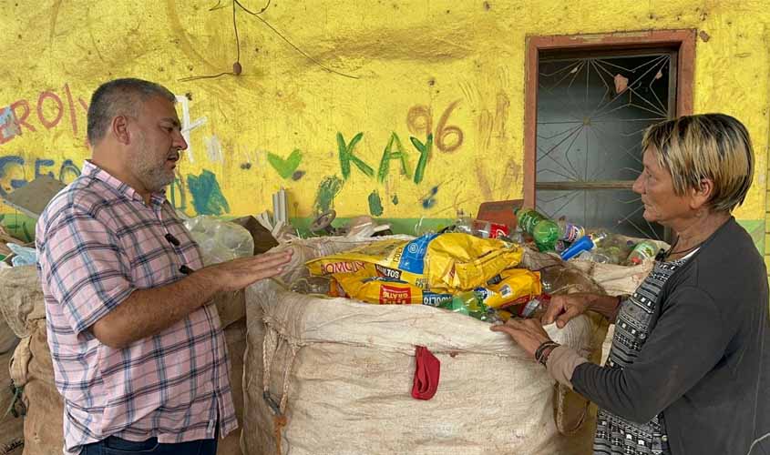 Vereador Fogaça visita cooperativa de catadores de reciclados em situação crítica e promete apoio