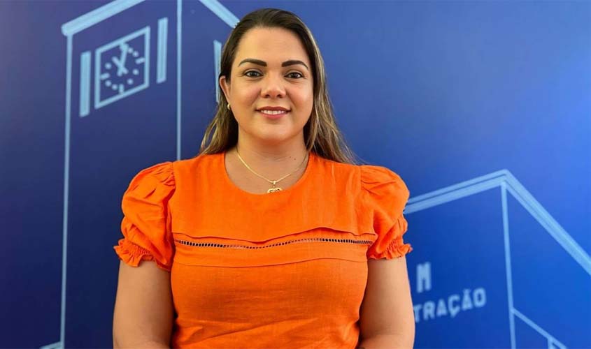 Cláudia de Jesus solicita formação EAD para sargentos da Polícia Militar