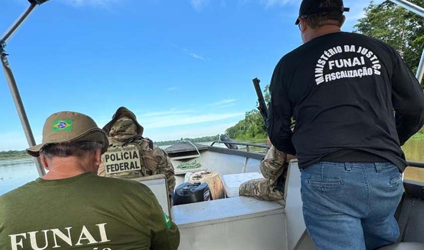 PF retira invasores da Terra Indígena Pacaás Novas em Rondônia