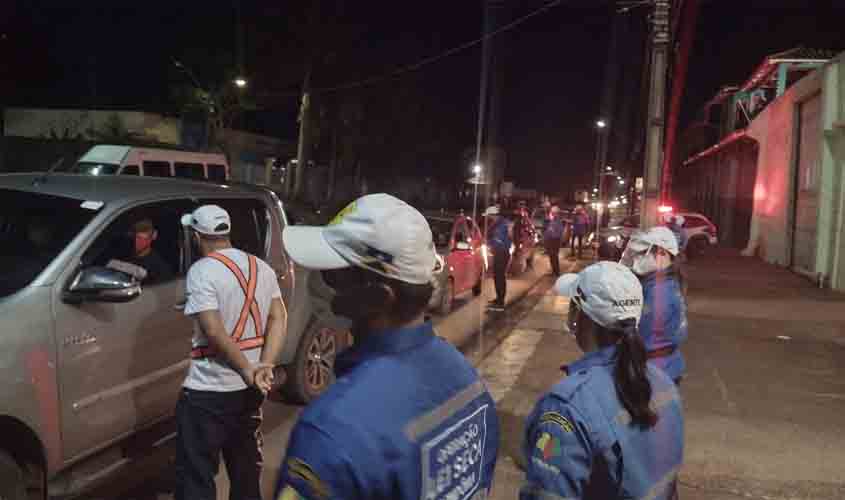 'Detran pela Vida' orienta população com medidas estabelecidas no decreto governamental na luta contra o coronavírus