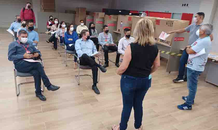 Bancários em Rondônia protestam contra abusos do Santander