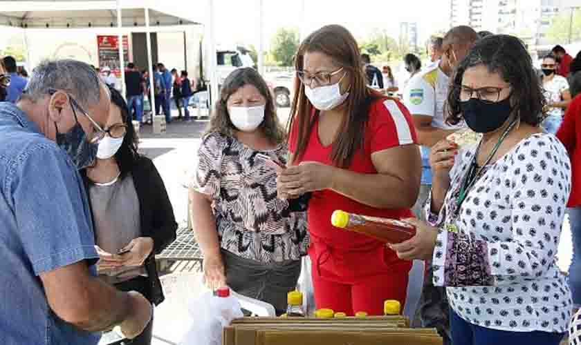 Agroindústria e artesanato mostram produção nesta quinta-feira no estacionamento do Palácio Rio Madeira