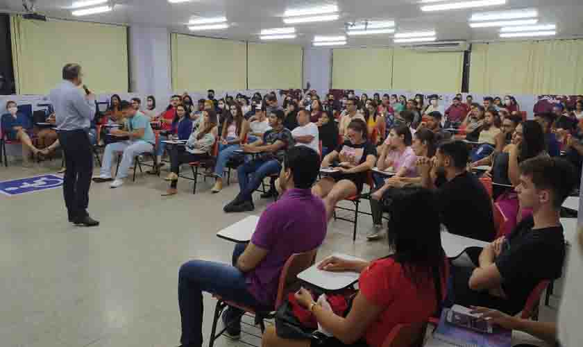 UNESC recebe desembargador para palestra sobre carreira