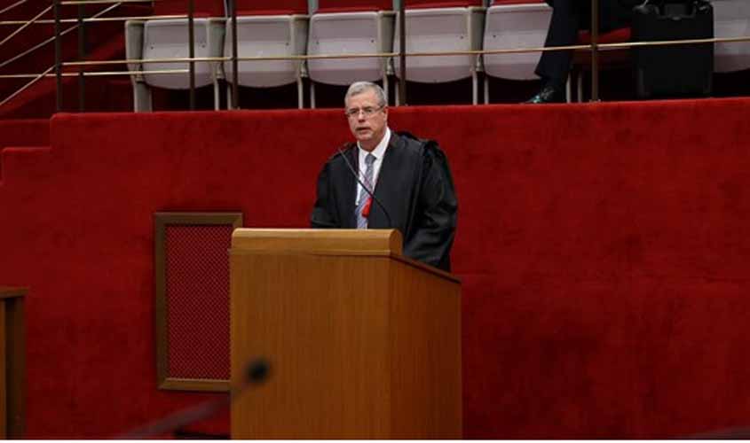 Presidente da OAB em exercício defende honorário para advocacia pública em sessão do TRF4