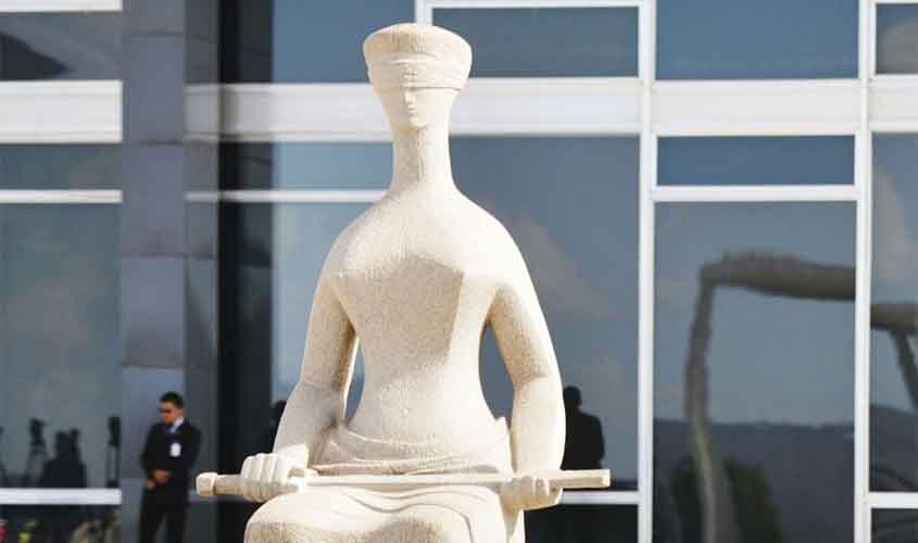 Justiça estadual é competente para julgar crime ocorrido a bordo de balão