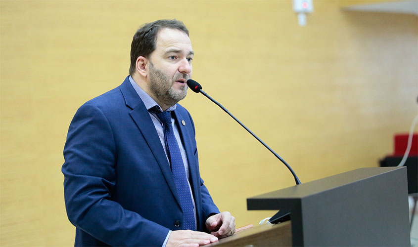 Deputado Alex Redano critica projeto que prevê desconto bilionário para a Energisa