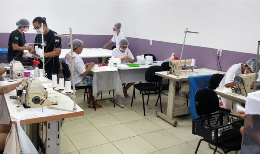 Máscaras descartáveis são produzidas por reeducandas 