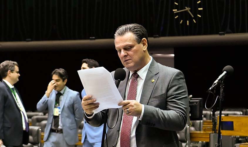 Governo poderá reduzir tributos sobre combustíveis sem necessidade de compensação