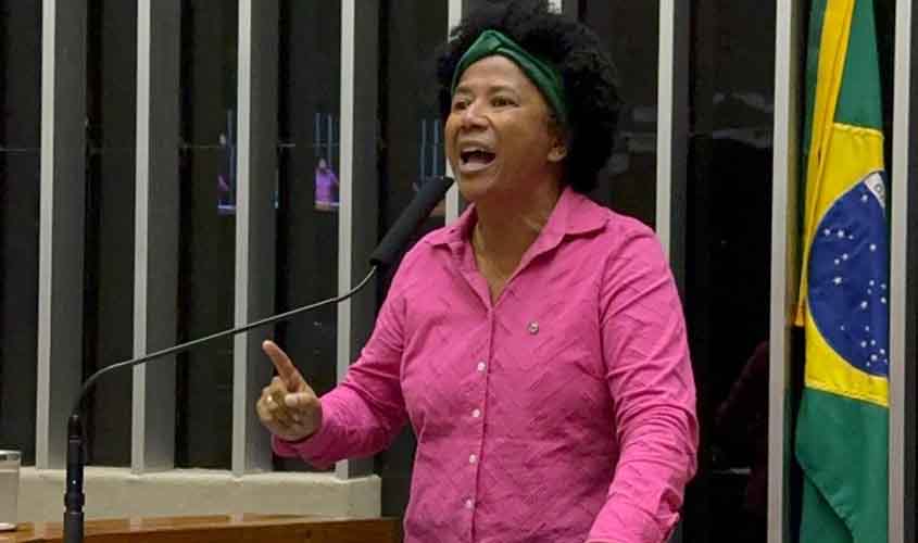 Deputada Sílvia Cristina volta a cobrar que a Câmara Federal vote a PEC 47 da transposição